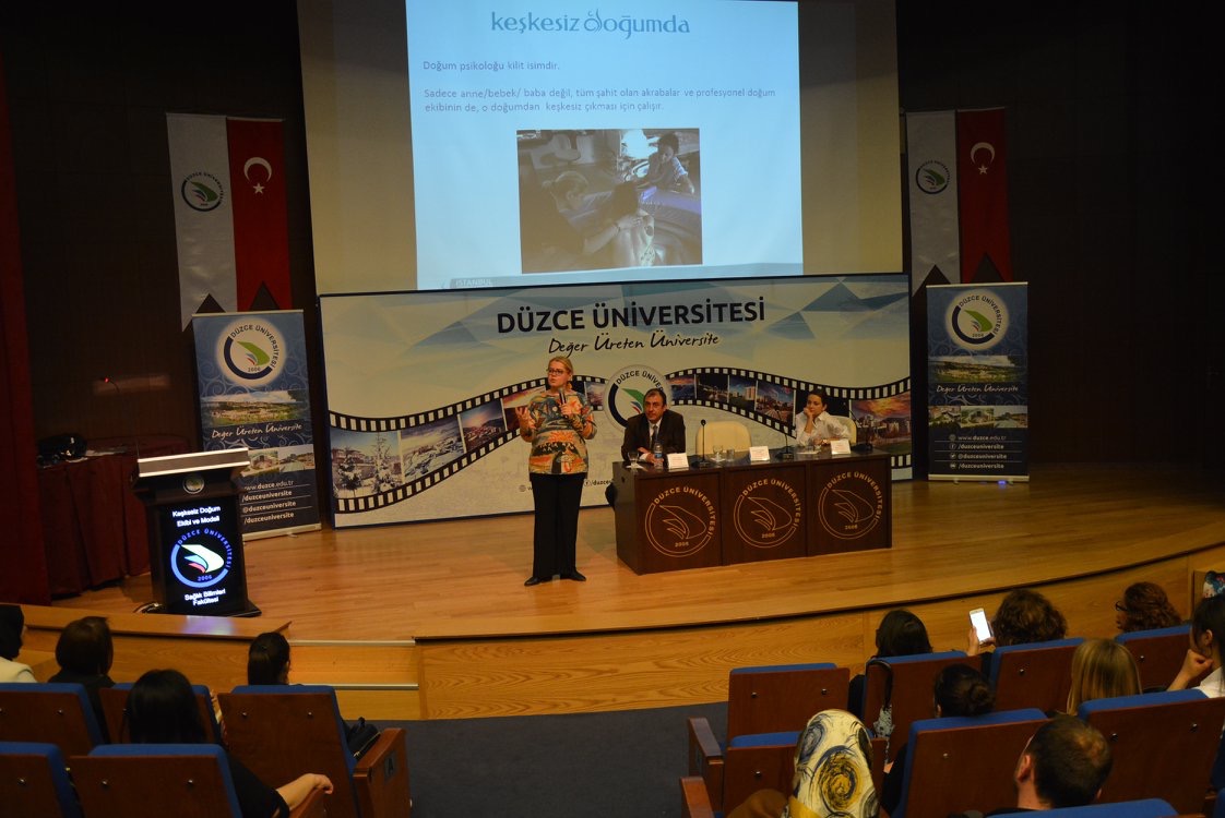 Düzce Üniversitesi'nde Keşkesiz Doğum Konferansı